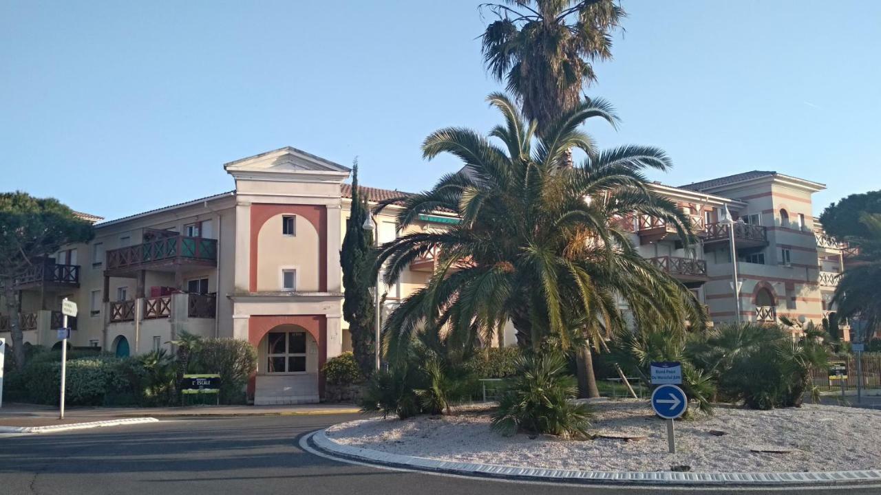 Au Coeur De Port Frejus - T2 30 M² - Tout A Pied Luaran gambar